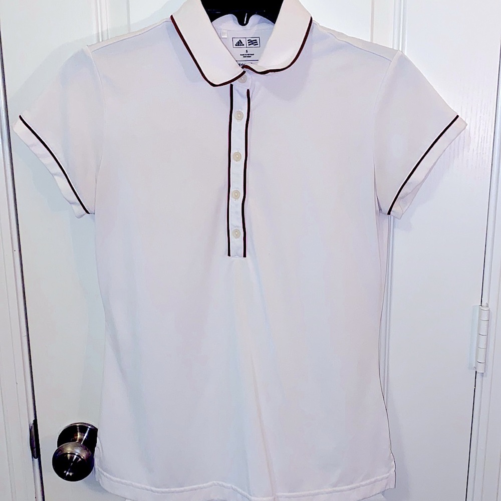 Women’s short sleeve golf button up